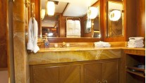Yacht IMPETUOUS -  Master Bathroom 2